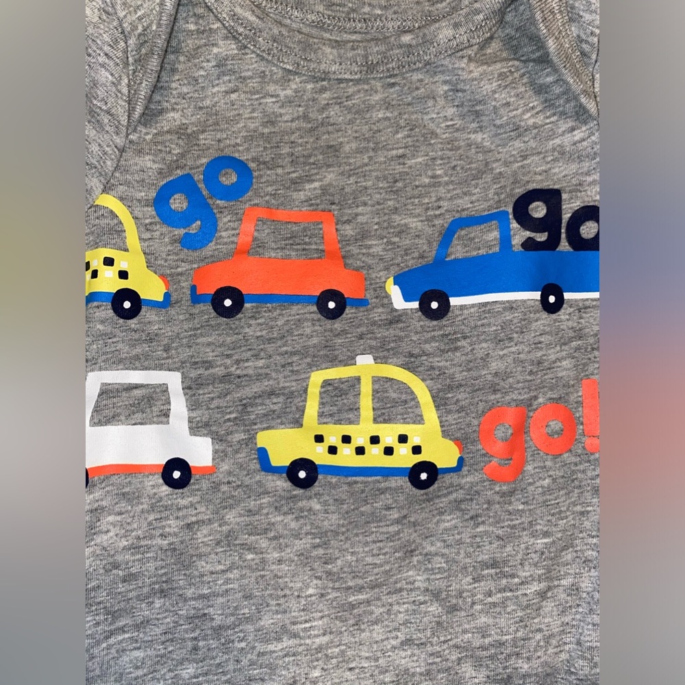 BabyGap Car And Taxi Onesie Bundle - Picture 5 of 6
